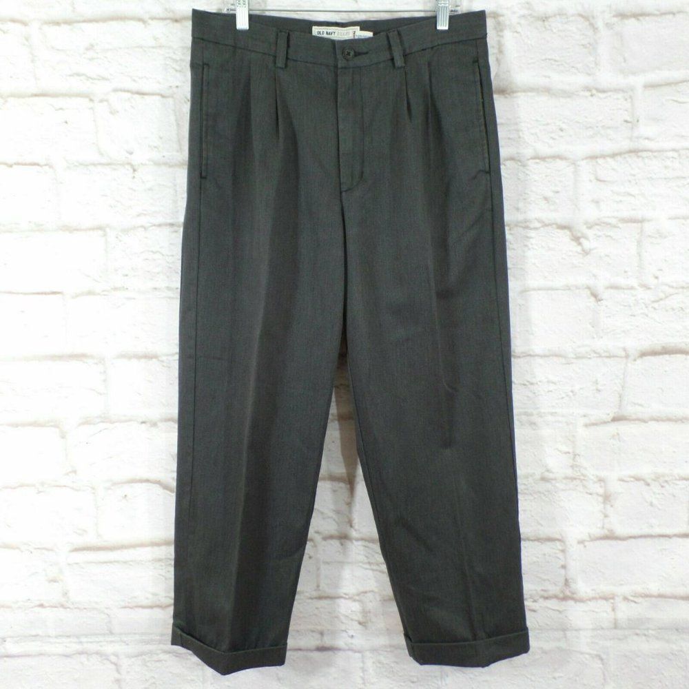 OLD NAVY Charcoal Grey Pants Regular Khakis Pleated Cuffed Regular fit 33 x 28.5